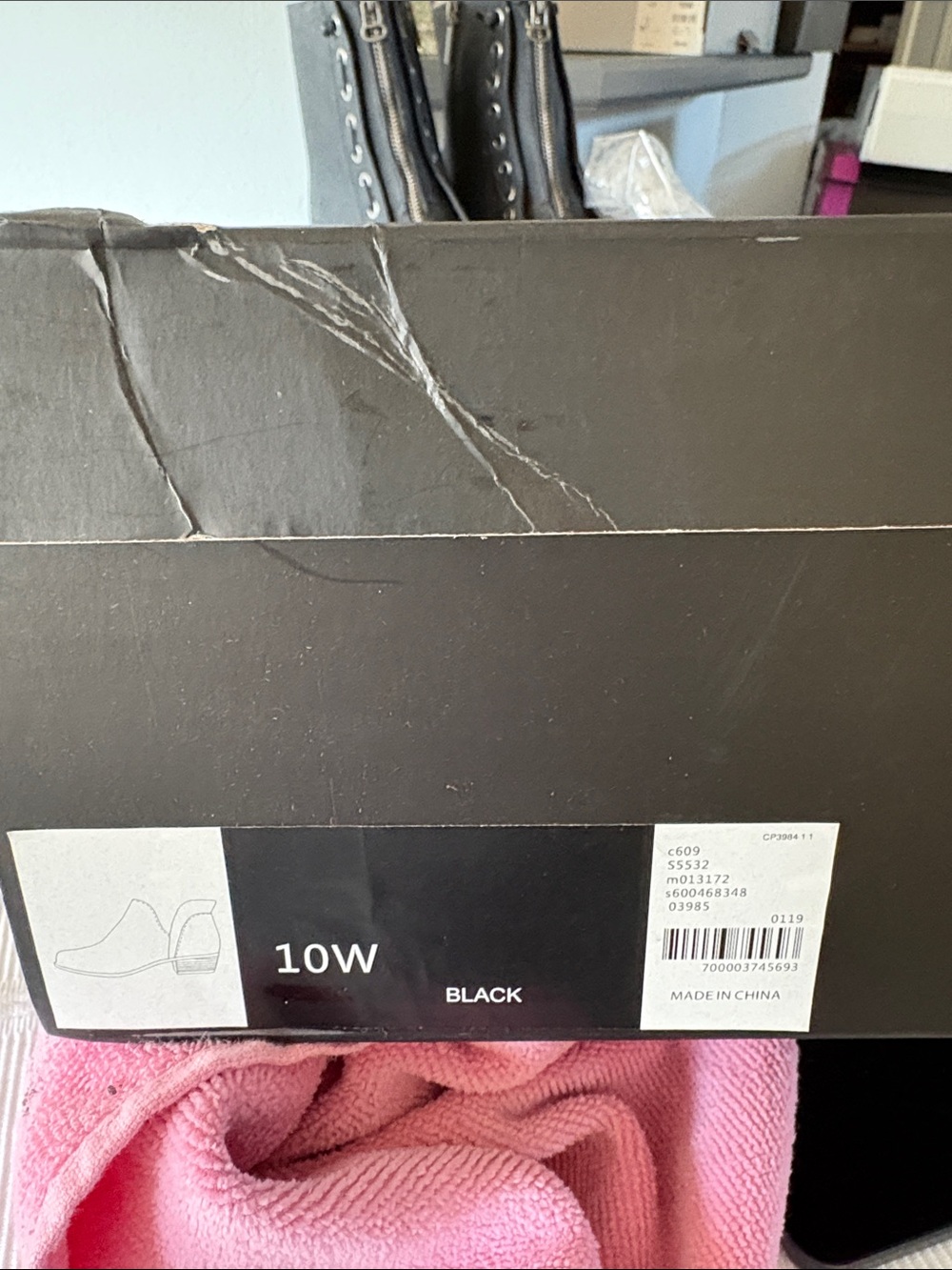 Lane Bryant Black Ruffle Faux Suede Ankle Boots 10W - Picture 7 of 7